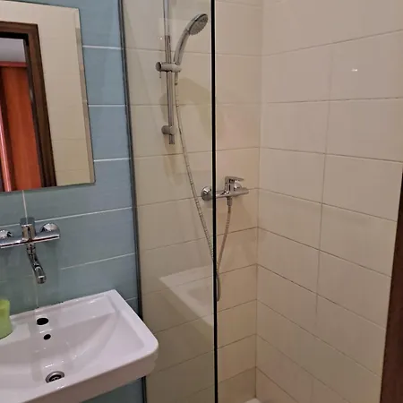 Dobra Skola U Jenicka 3* Vojkovice (Brno-Country)
